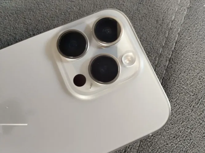 iPhone 15 Pro