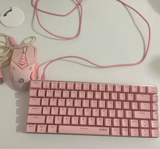 Teclado e mouse gamer