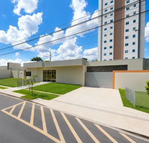 Casa comercial à venda em Nova Esperança PR com 1.200m²