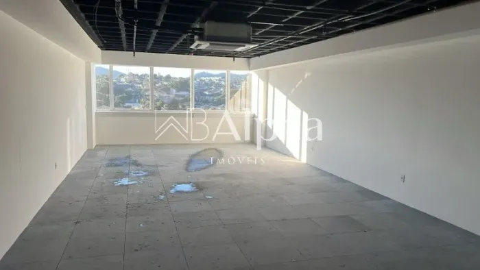 Sala para Locação no Edificio Montreal Mall em Alphaville - SP