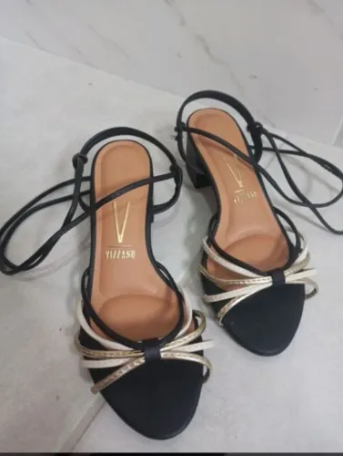 Sandália Vizzano 35