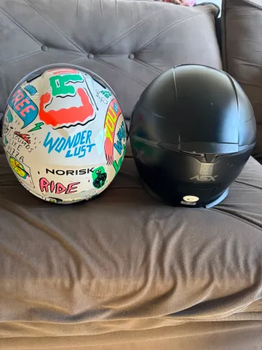 Vendo capacetes Norisk e Asx