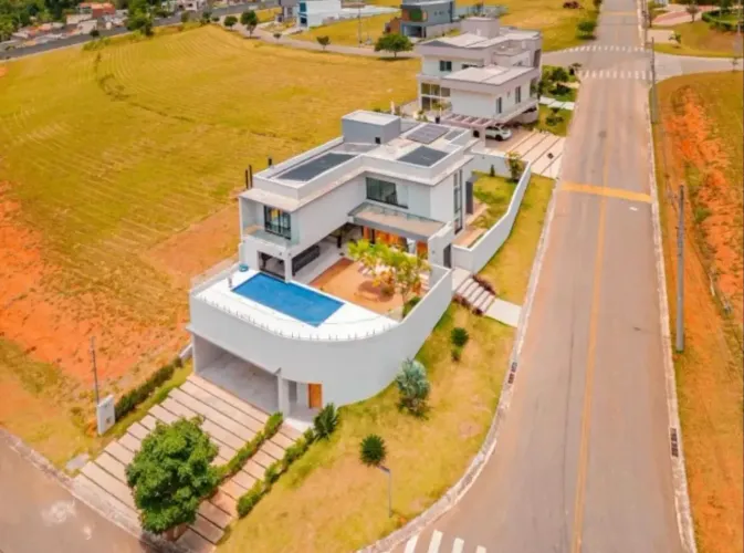 Imóvel para venda no Condomínio Central Park Residence tem 350 metros quadrados com 4 quar