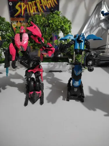 Transformers arcee e chromia