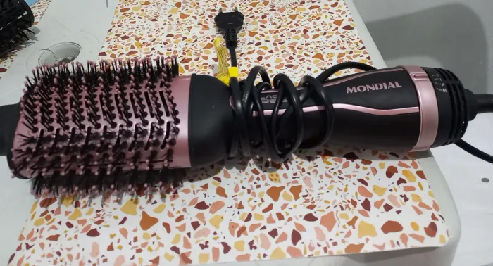 Escova secadora Mondial 220V