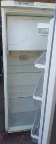 Geladeira Electrolux frostfree 