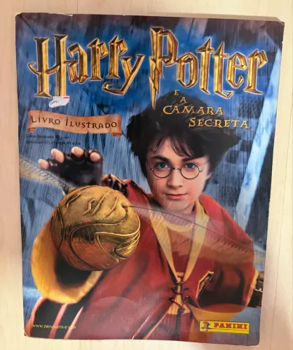 Álbum De Figurinhas Harry Potter E A Câmara Secreta (Usado)
