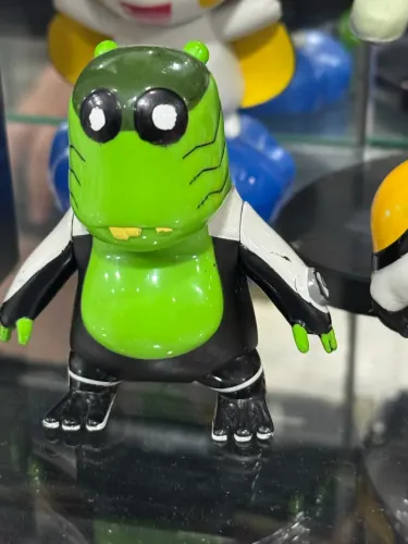 Boneco Ben 10 Glutão original bandai em perfeito estado