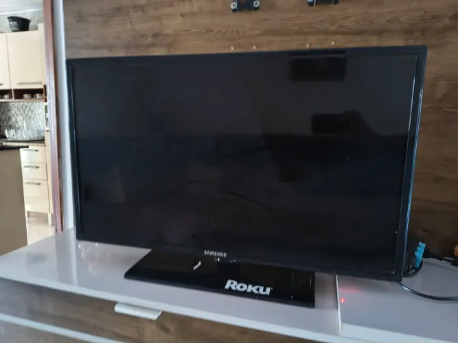TV Samsung 32 (Leia Detalhes)