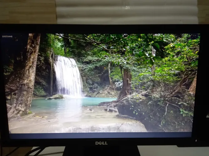Monitor dell 19 polegadas led entradas display port e vga usado!!