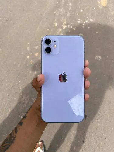 iPhone 11