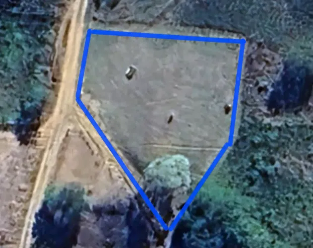 Terreno 1000m2 - Atrás da pedra