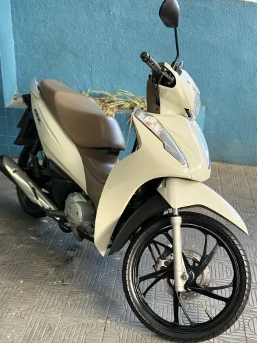 Honda Biz 125 2023