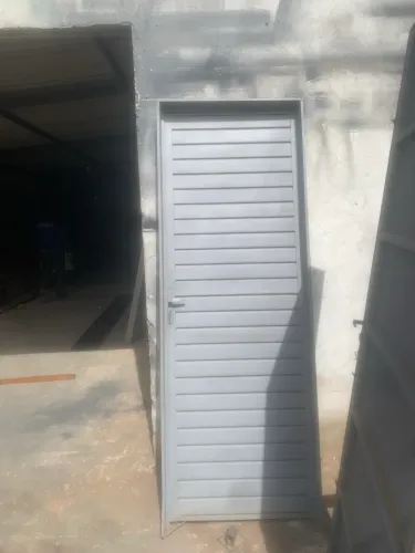 Porta chapa 18! 2.13 acabada por 75