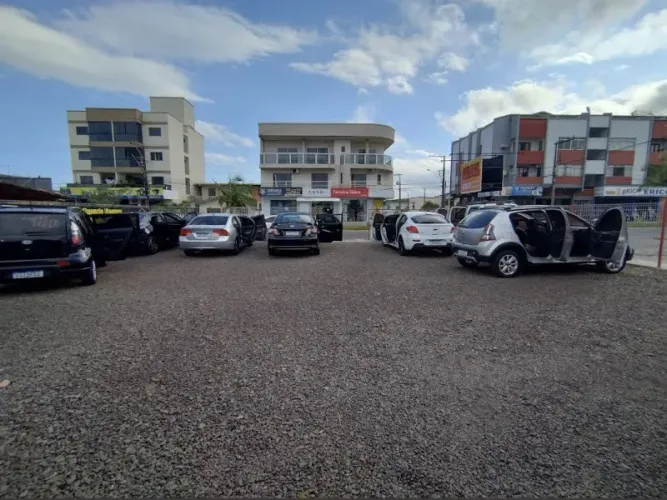 A melhor Esquina para Seu Negócio! Terreno em Local de Alta Visibilidade