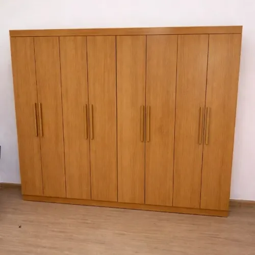 PROMOÇÃO Guarda roupa de casal 8 portas com 2,40cm de largura