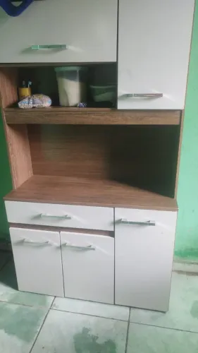 Armário de cozinha (Leia)