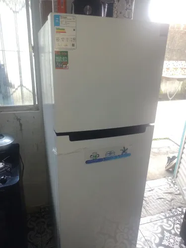 Geladeira Midea inverter 410 litros, com nota fiscal