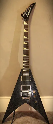 Guitarra Jackson king v emgs 81