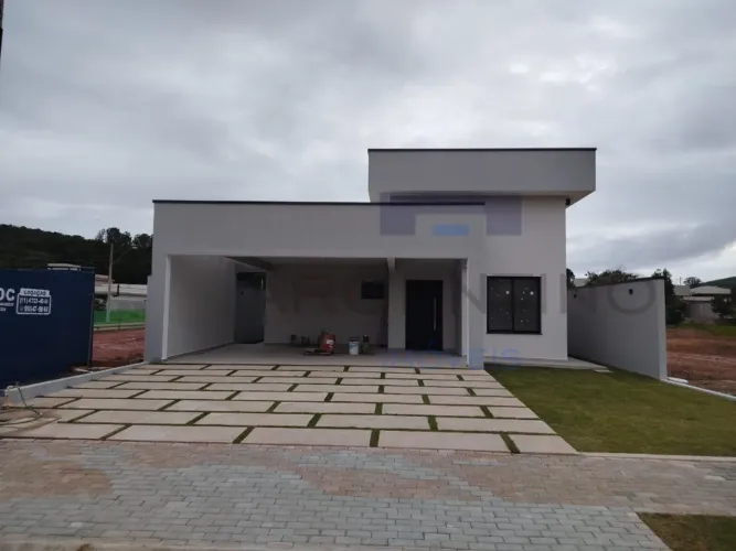 Casa Térrea Nova | Condomínio Águas do Paraíba - Guararema