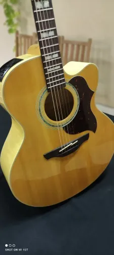Violão Takamine EG523SC com Case Gator