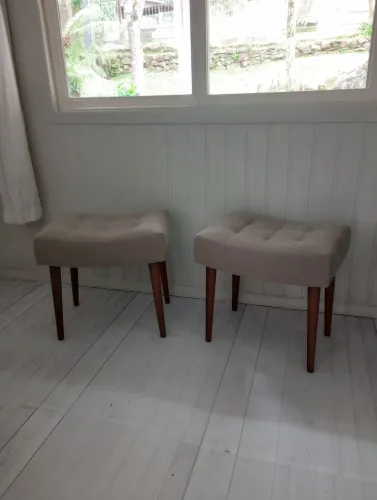 Par de Puff Banqueta Estofado Goods Br