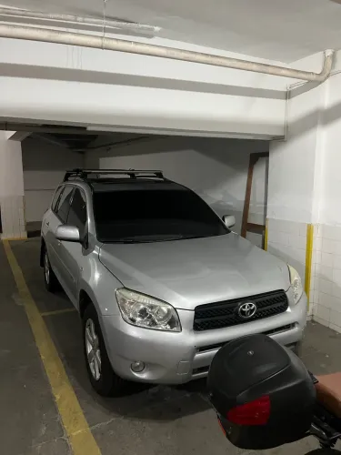 Toyota RAV4 2.4 4X4 16V 170cv Aut. 2008