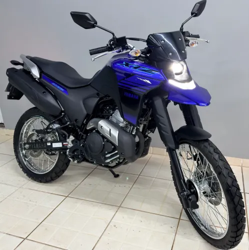 LANDER XTZ 250cc 2025