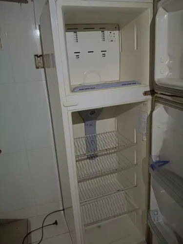 Vendo geladeira consul Frost Free