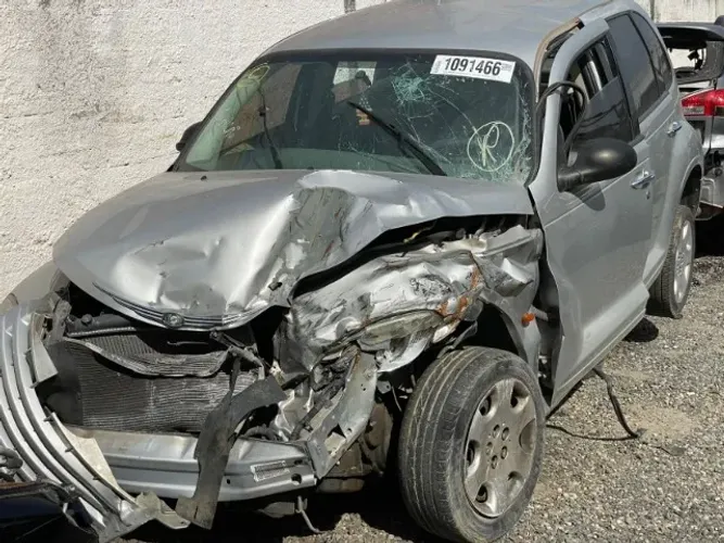 Sucata pt cruiser 2008 KM 99502 Retirada de peças
