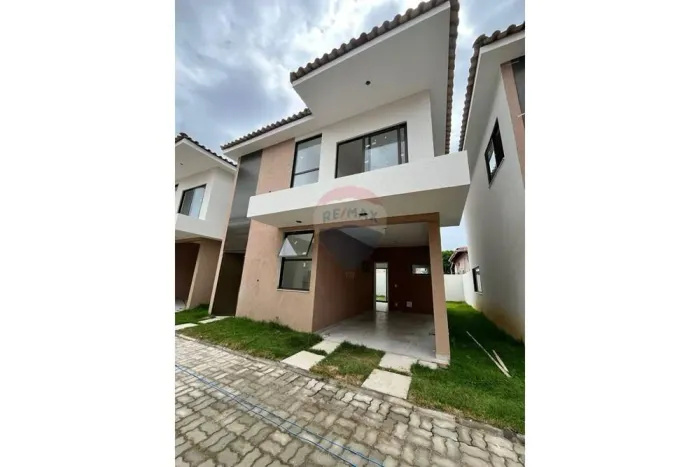 Imovél à Venda em Buraquinho - 3 Suites