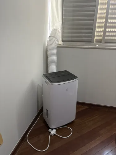 Ar Condicionado Portatil 12000 BTUS Electrolux
