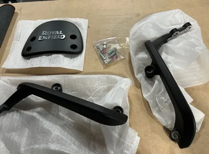 Encosto Passageiro Garupa Original Preto Meteor 350