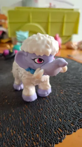Shiver, the Mammoth - Secret Creepers Monster High bichinhos eletrônicos colecionáveis