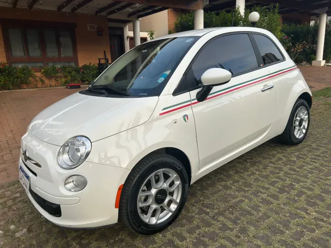 Fiat 500 Cult 1.4 Flex 8V EVO Mec. 2014