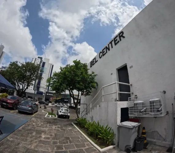 Alugo sala comercial na Eptácio Pessoa em - João Pessoa - PB