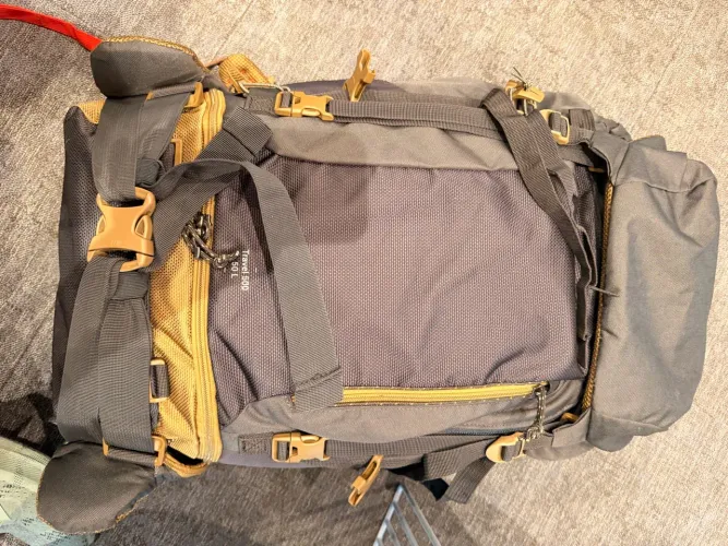 Mochila easy Fit 50 litros. Estado de nova TENHO 2 unidades