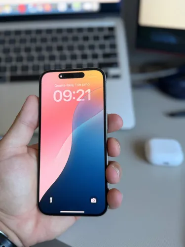 iPhone 15 Pro Seminovo