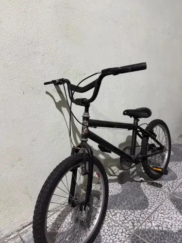 Bicicleta infantil estilo cross
