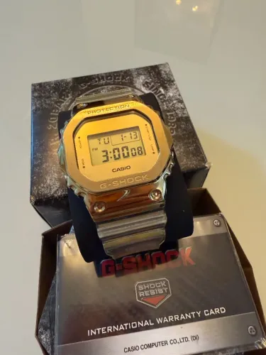 Relógio Casio G-SHOCK G-Steel Serie 5600 Gold Edition