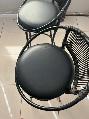 Vendo 2 banquetas