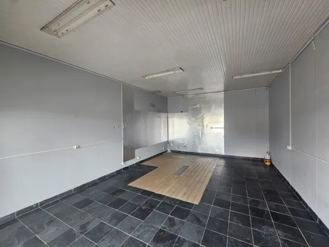 Casa com 1 Quarto(s) e 1 banheiro(s) para Alugar, 30 m² por R$ 2500 / Mês