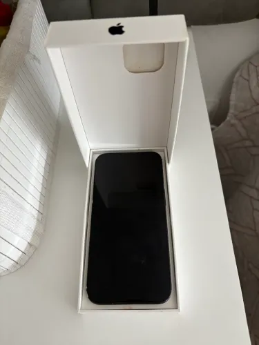 Iphone 13, 128GB, preto meia noite.