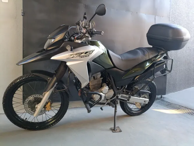 Xre300 único dono