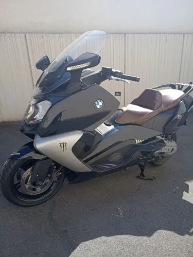 SCOOTER BMW C 650-GT de LEILÃO Peq.Monta !!!