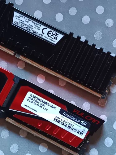 Memória DDR4 16Gb 2x8