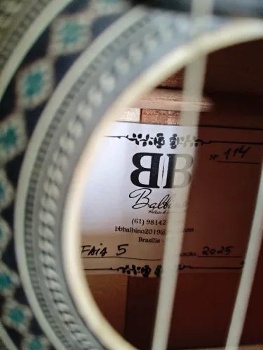 Cavaco Bruno Balbino 5 cordas/Faia com tampo em pinho.