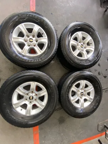 Rodas 16 s10 e d20+ pneus usados 