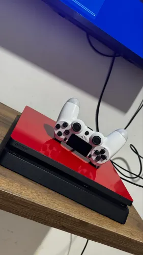 PS4 SLIM 1 TB
