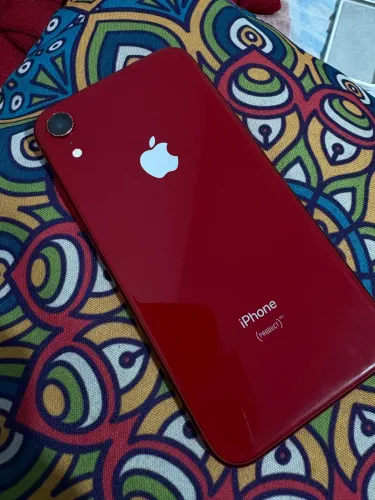 iPhone XR Red